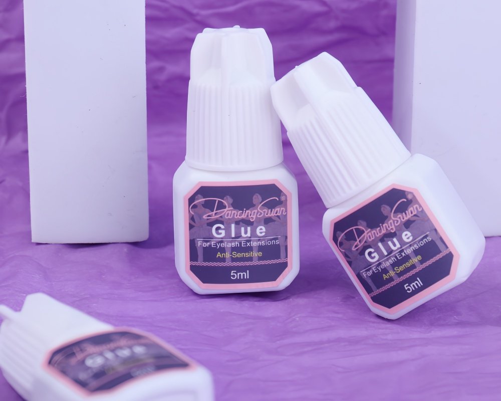 Anti-allergy eyelashes