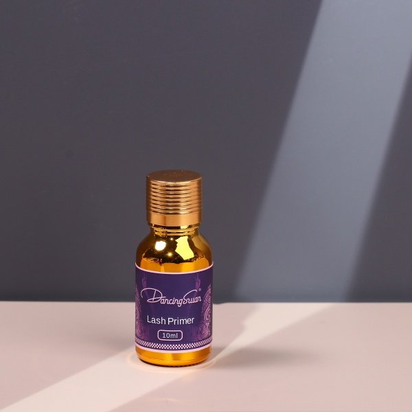Lash primer Prevents Whitening